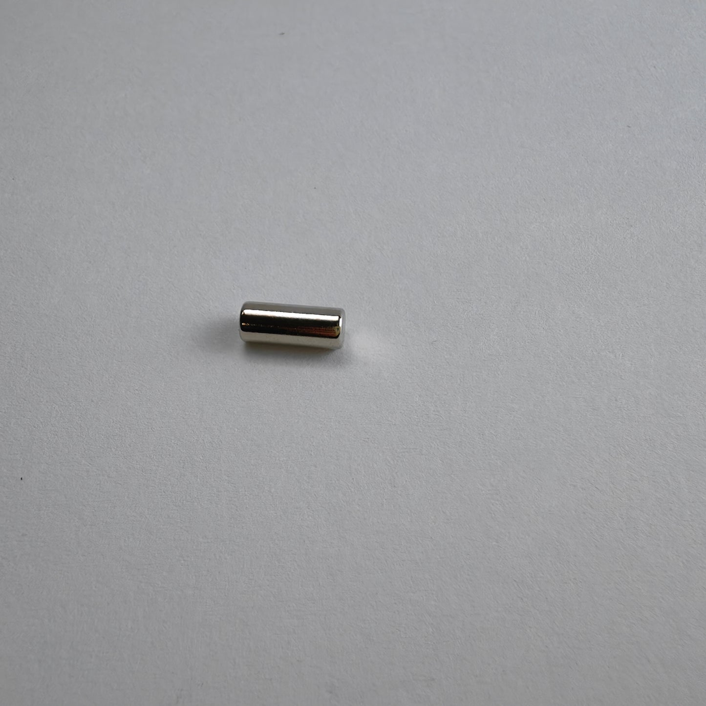 Cylindrical Magnet 0410