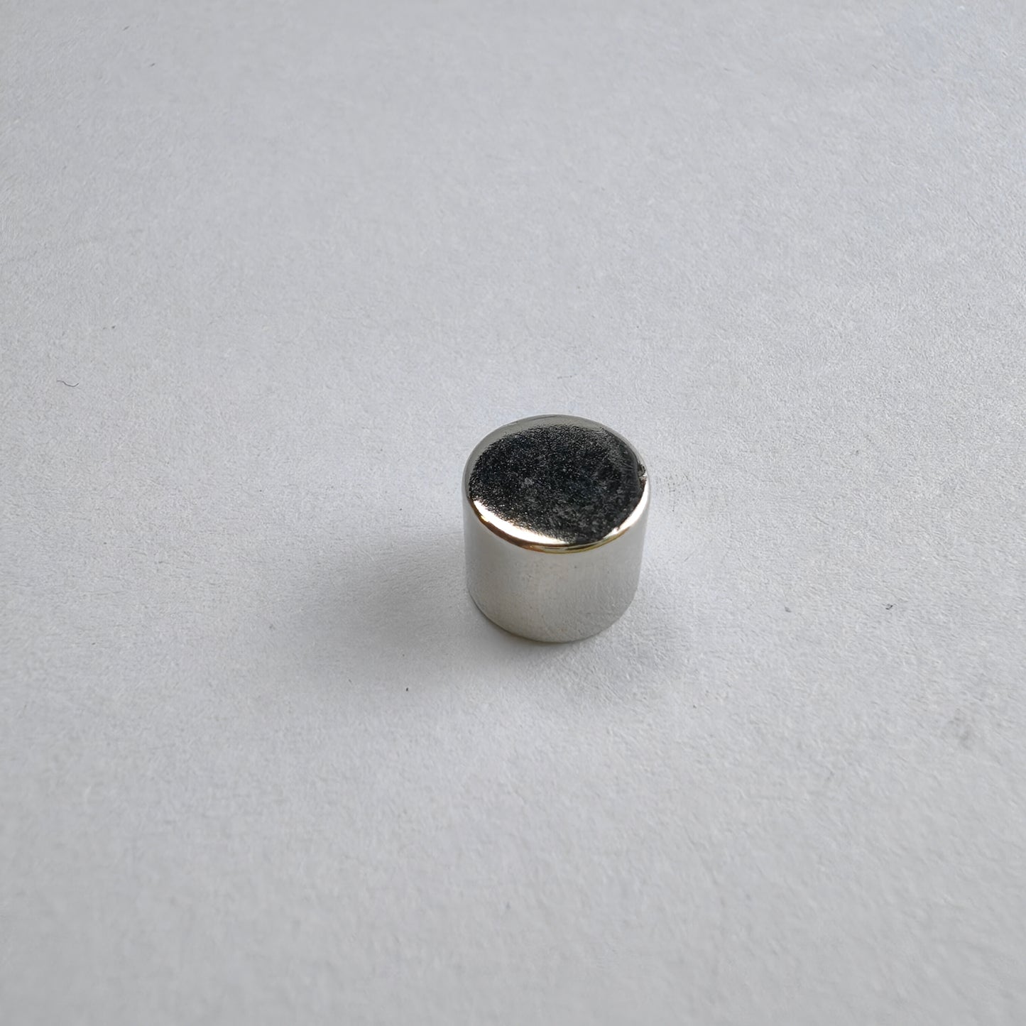 Circular Strong Magnet