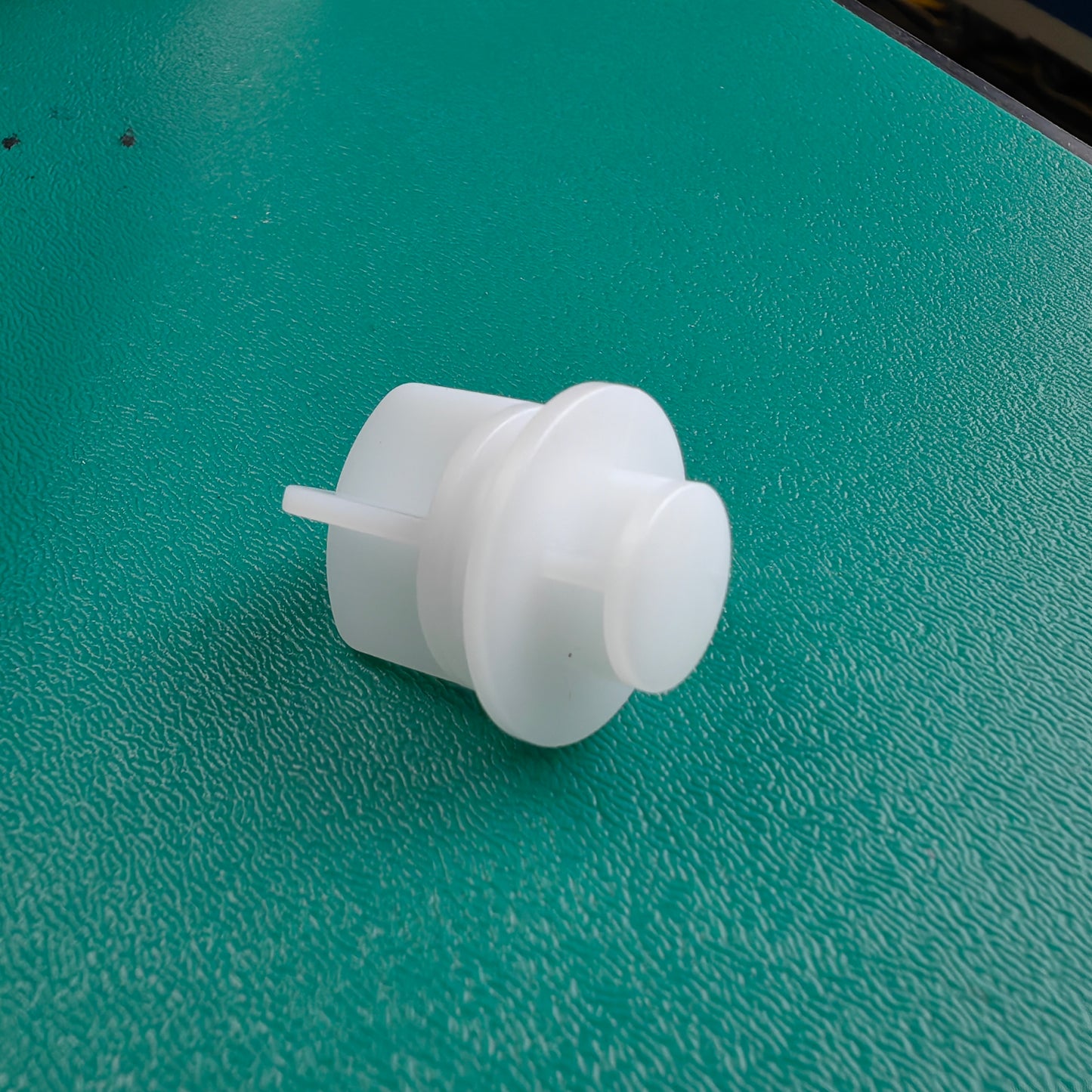 J150 One Way Valve Floating Head