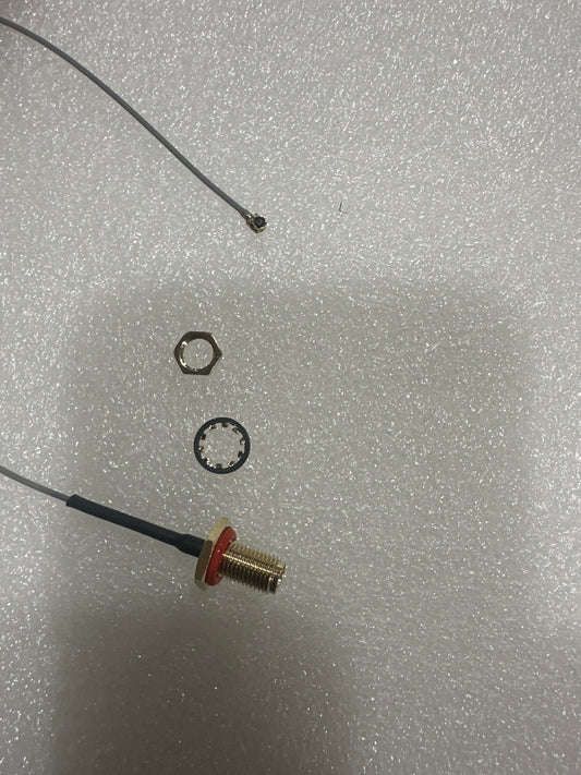 J100 Antenna Feeder